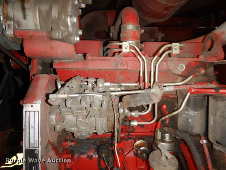 image for item DJ6828 International 8840  windrower