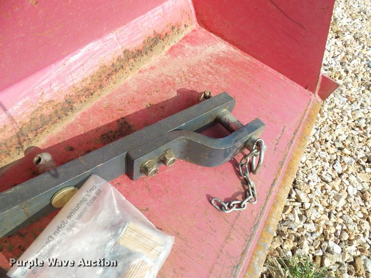 image for item EP9915 2005 Mahindra 2810  MFWD tractor