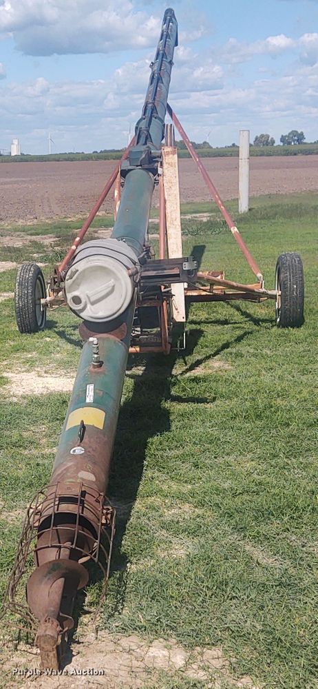 image for item EQ9441 Speed King 8 grain auger