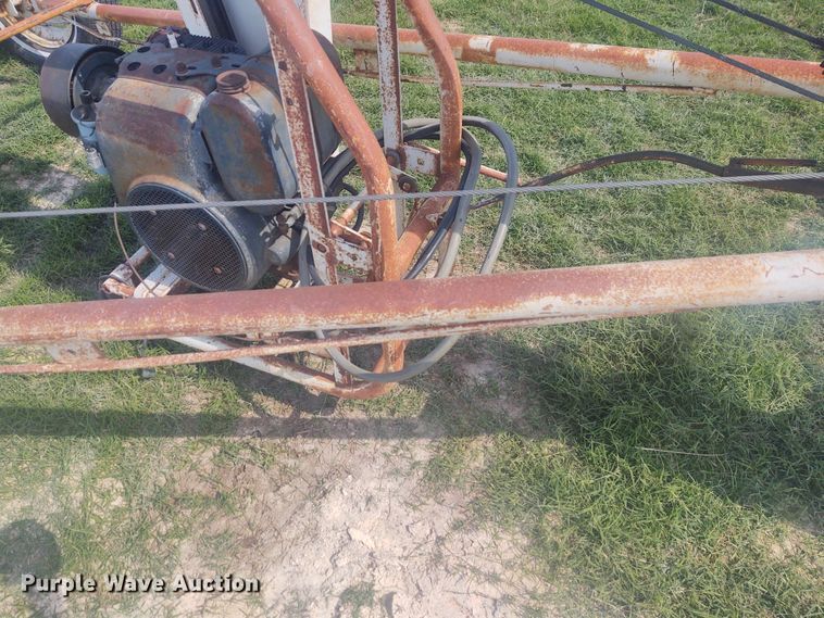 image for item EQ9441 Speed King 8 grain auger