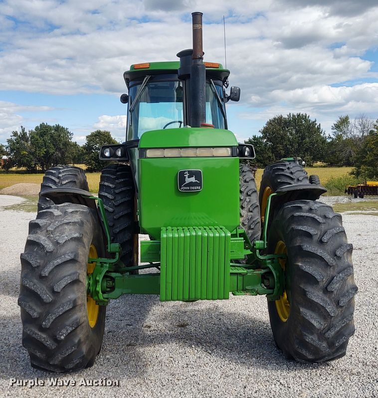 image for item EQ9444 John Deere 4650  MFWD tractor