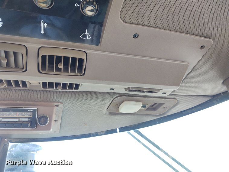 image for item EQ9444 John Deere 4650  MFWD tractor