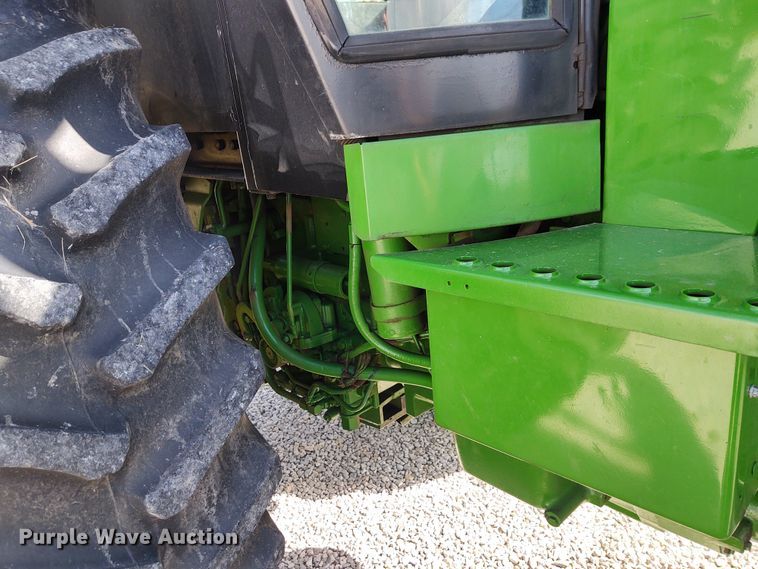 image for item EQ9444 John Deere 4650  MFWD tractor