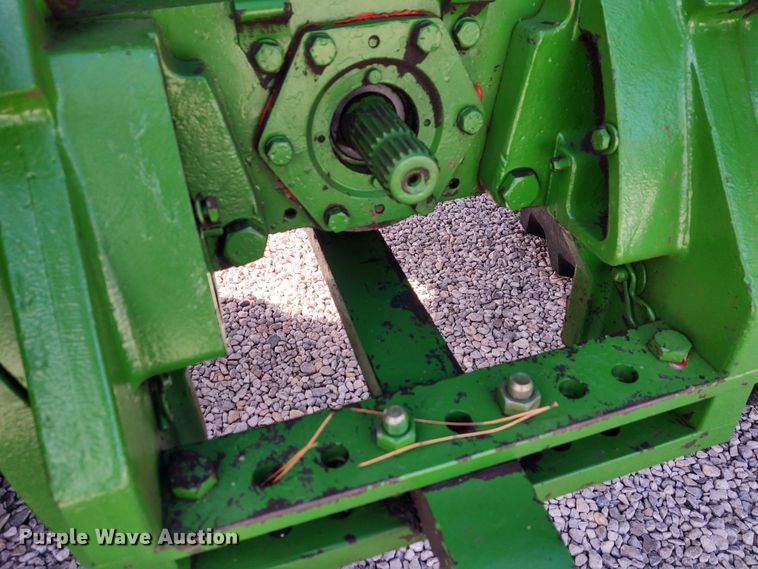 image for item EQ9444 John Deere 4650  MFWD tractor