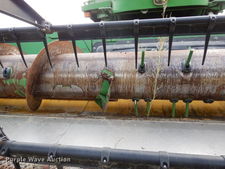 image for item FR9044 2007 John Deere 635F Hydraflex flex head