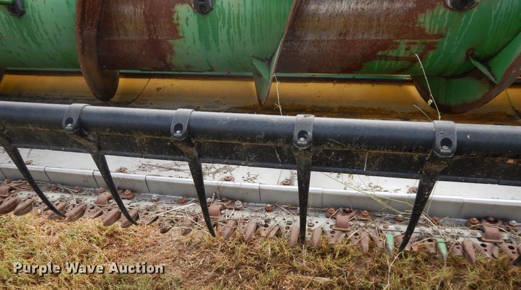 image for item FR9044 2007 John Deere 635F Hydraflex flex head