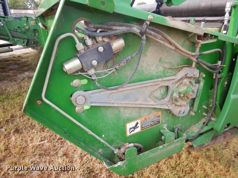 image for item FR9044 2007 John Deere 635F Hydraflex flex head