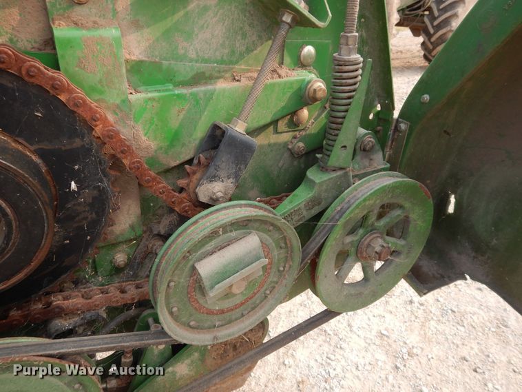 image for item FR9044 2007 John Deere 635F Hydraflex flex head