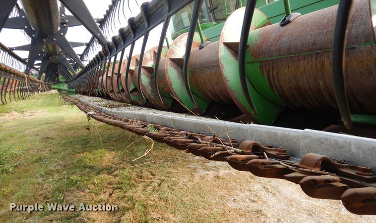 image for item FR9045 2004 John Deere 635F Hydraflex flex head