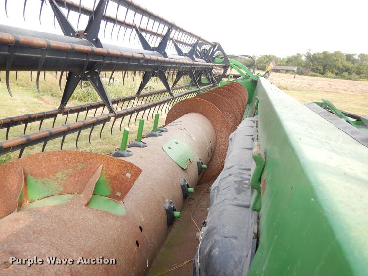 image for item FR9045 2004 John Deere 635F Hydraflex flex head