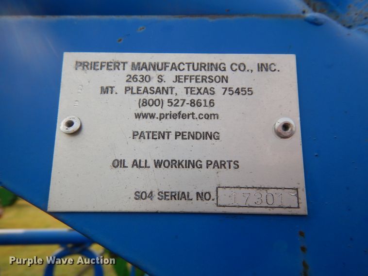 image for item GQ9760 2016 Priefert PRD-01102089 livestock chute