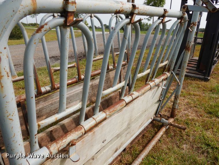 image for item GQ9761 Filson livestock chute