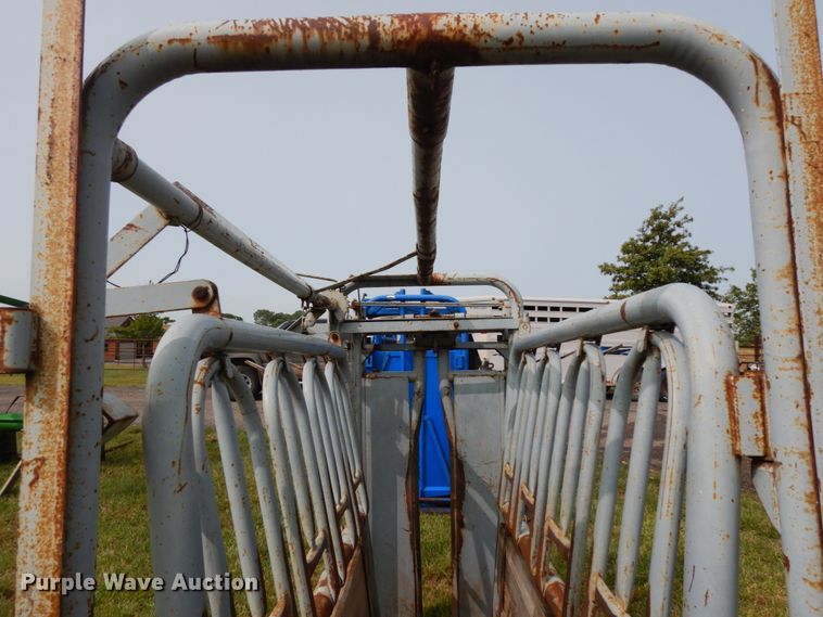 image for item GQ9761 Filson livestock chute