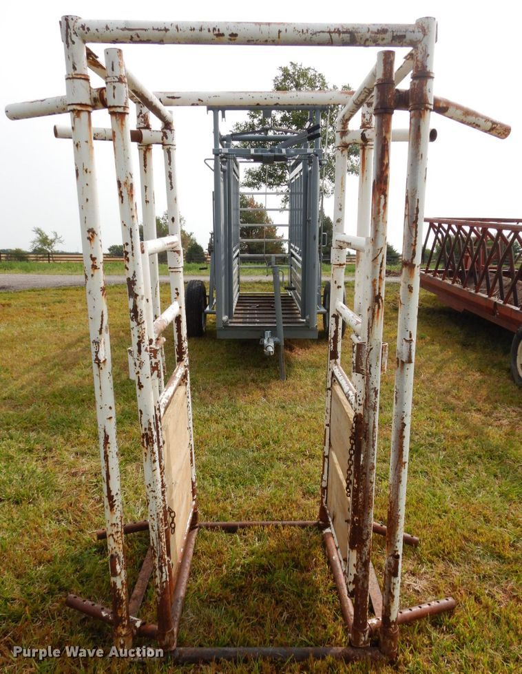 image for item GQ9761 Filson livestock chute