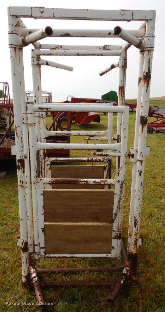 image for item GQ9761 Filson livestock chute