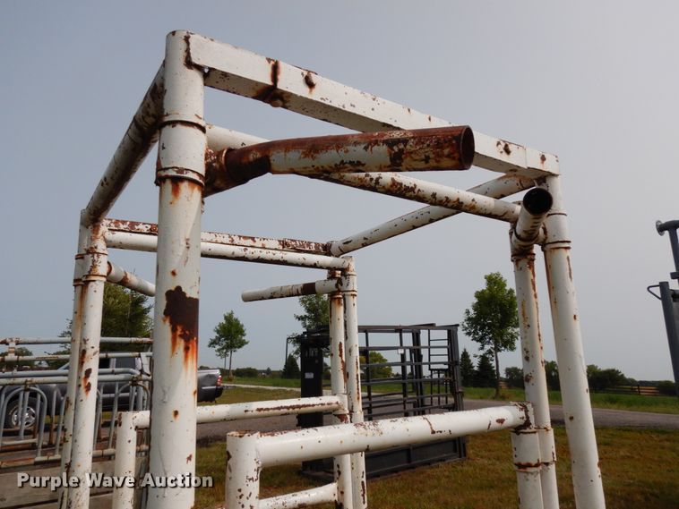 image for item GQ9761 Filson livestock chute