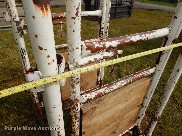 image for item GQ9761 Filson livestock chute