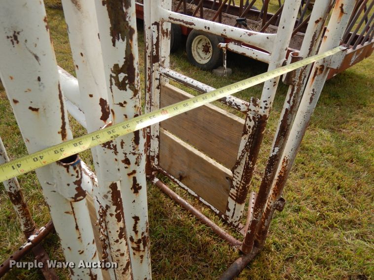 image for item GQ9761 Filson livestock chute