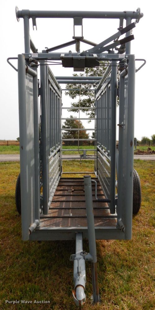 image for item GQ9763 Pearson G9 squeeze chute