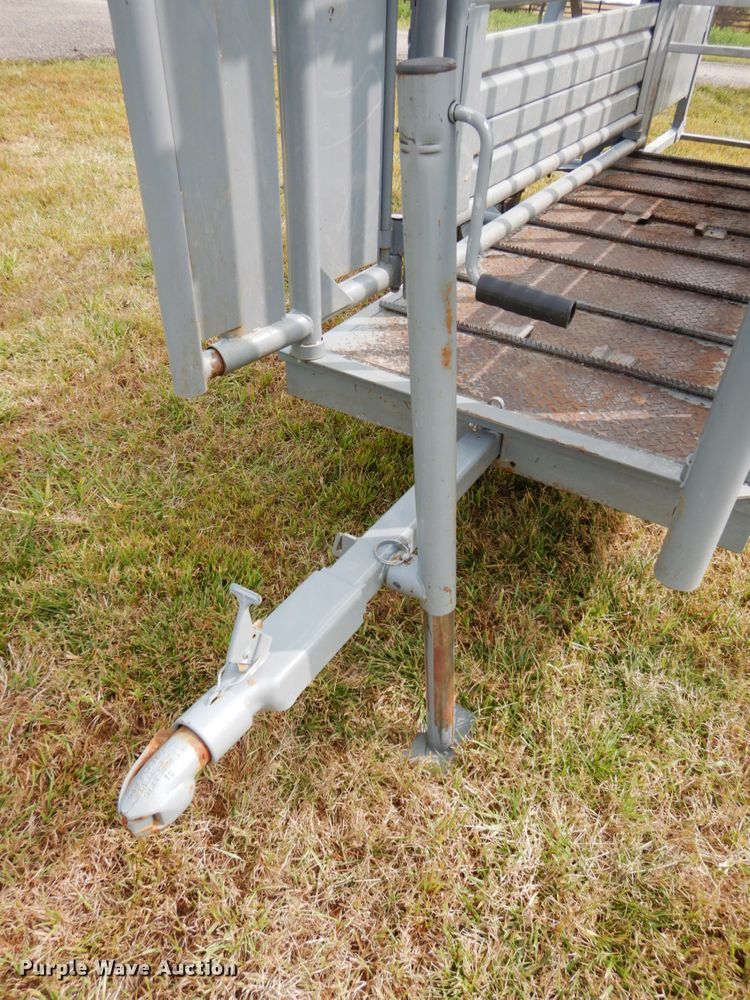 image for item GQ9763 Pearson G9 squeeze chute