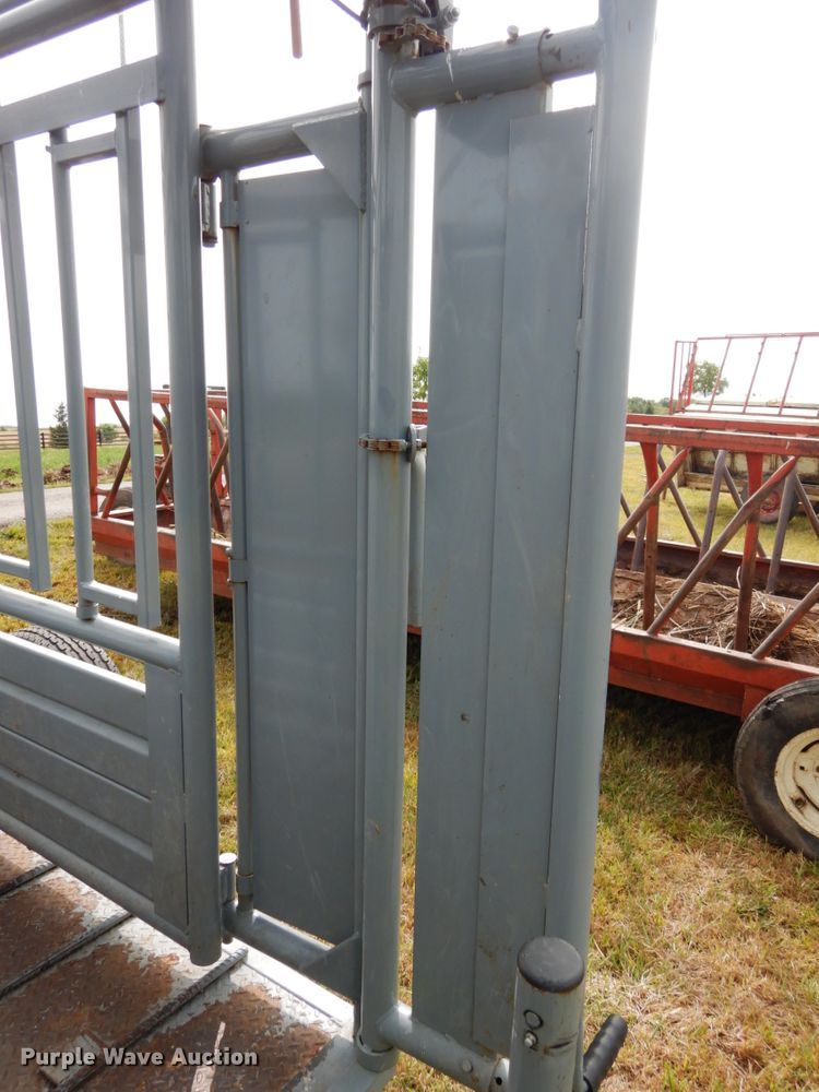 image for item GQ9763 Pearson G9 squeeze chute