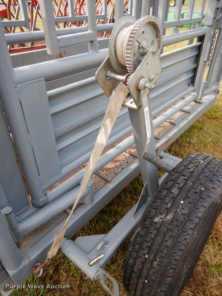 image for item GQ9763 Pearson G9 squeeze chute