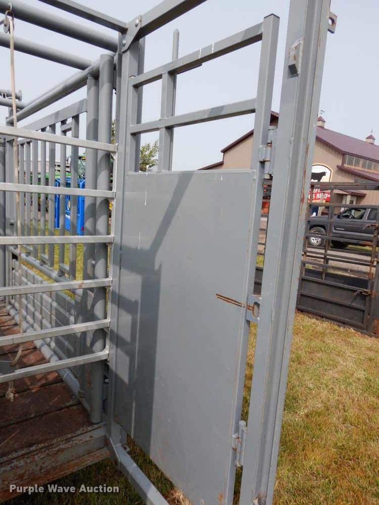 image for item GQ9763 Pearson G9 squeeze chute