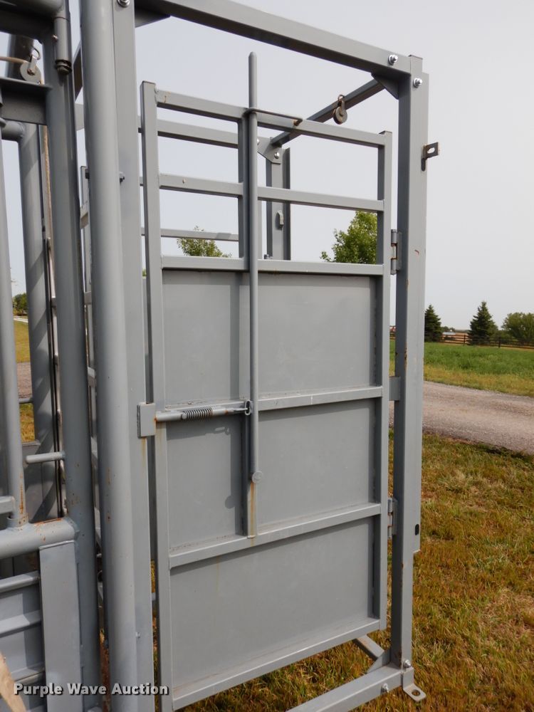 image for item GQ9763 Pearson G9 squeeze chute