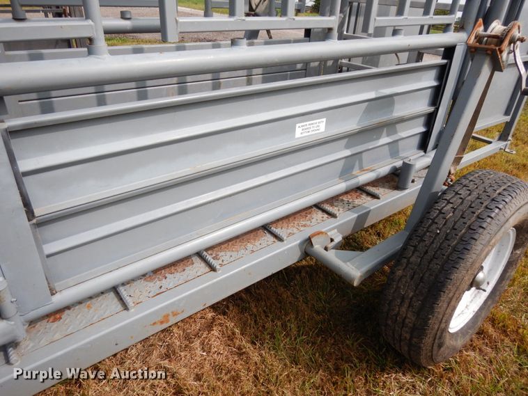 image for item GQ9763 Pearson G9 squeeze chute