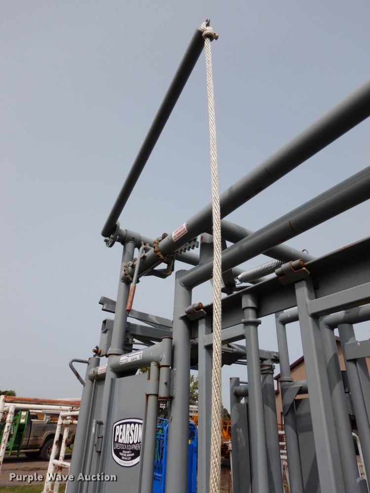 image for item GQ9763 Pearson G9 squeeze chute