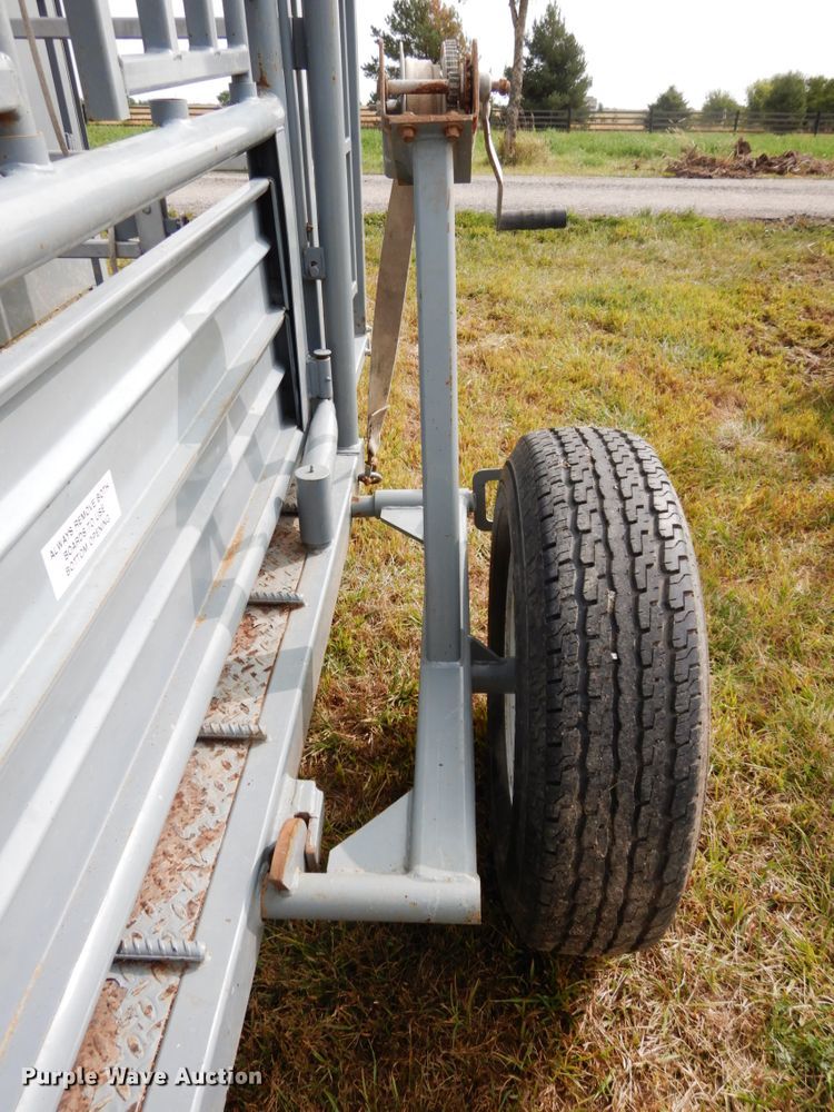 image for item GQ9763 Pearson G9 squeeze chute