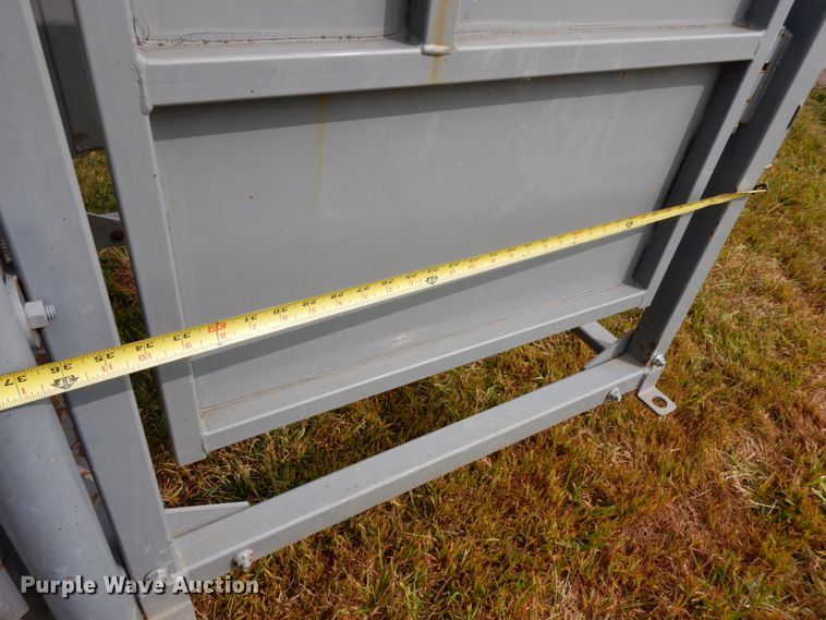 image for item GQ9763 Pearson G9 squeeze chute