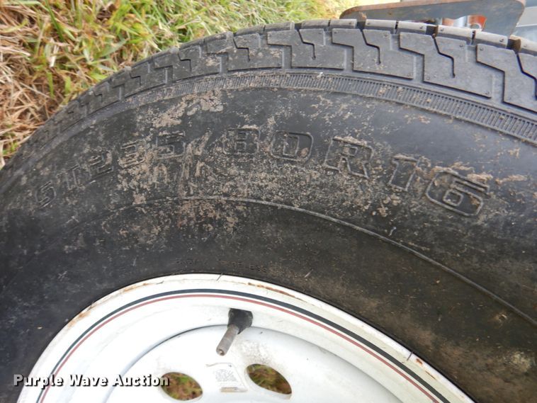 image for item GQ9763 Pearson G9 squeeze chute