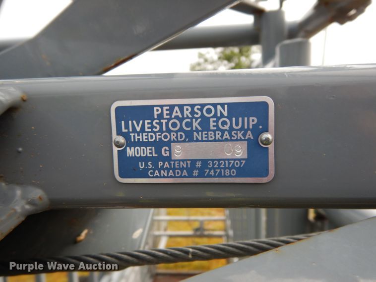 image for item GQ9763 Pearson G9 squeeze chute