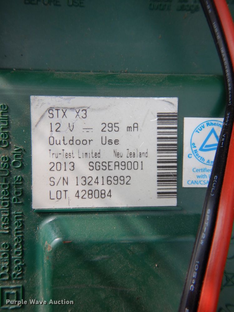 image for item GQ9764 Electric wire and fencers