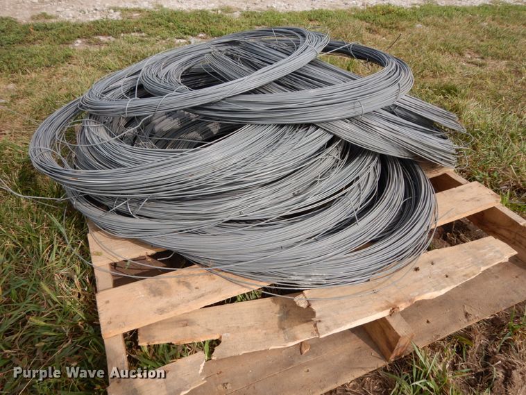 image for item GQ9764 Electric wire and fencers