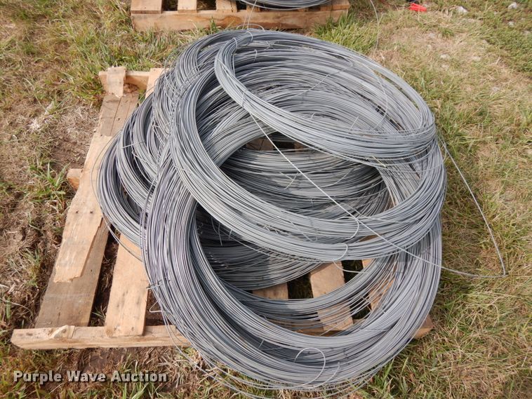 image for item GQ9764 Electric wire and fencers