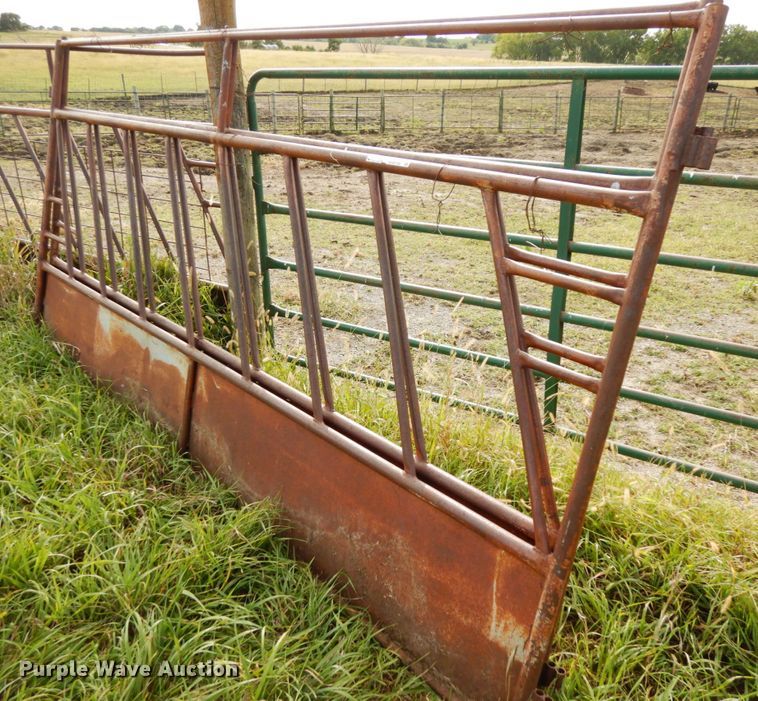 image for item GQ9768 Feed/hay fence panels