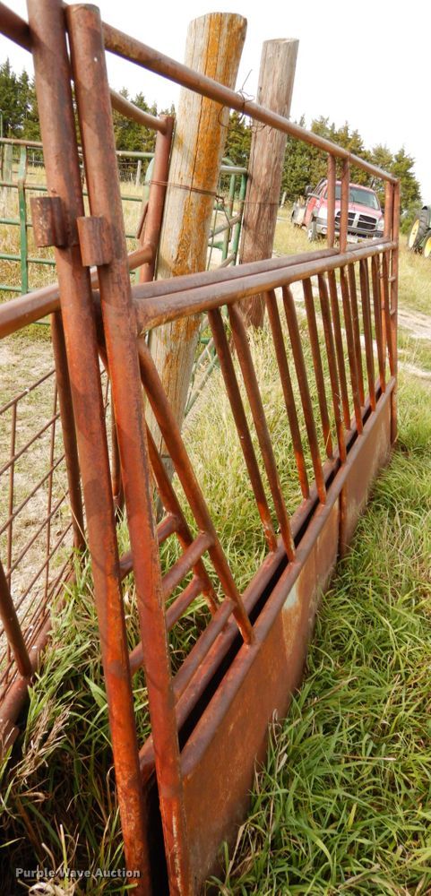 image for item GQ9768 Feed/hay fence panels