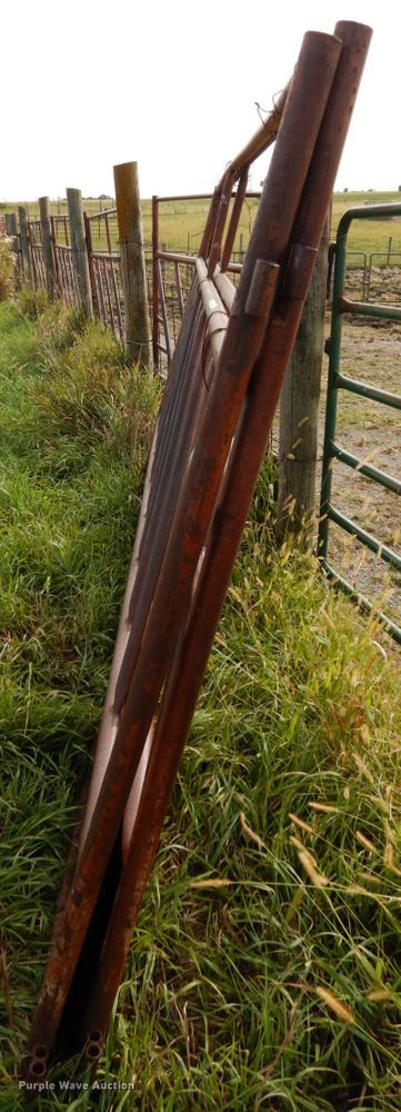 image for item GQ9768 Feed/hay fence panels