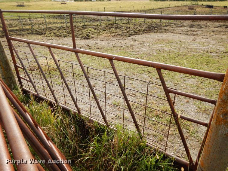 image for item GQ9768 Feed/hay fence panels