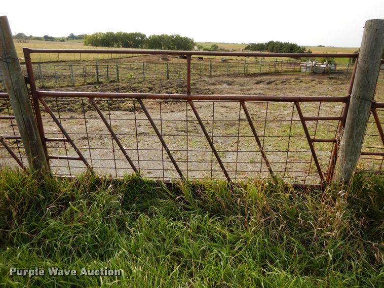 image for item GQ9768 Feed/hay fence panels