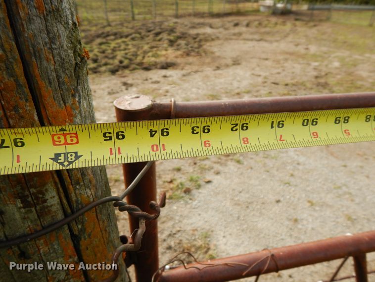 image for item GQ9768 Feed/hay fence panels