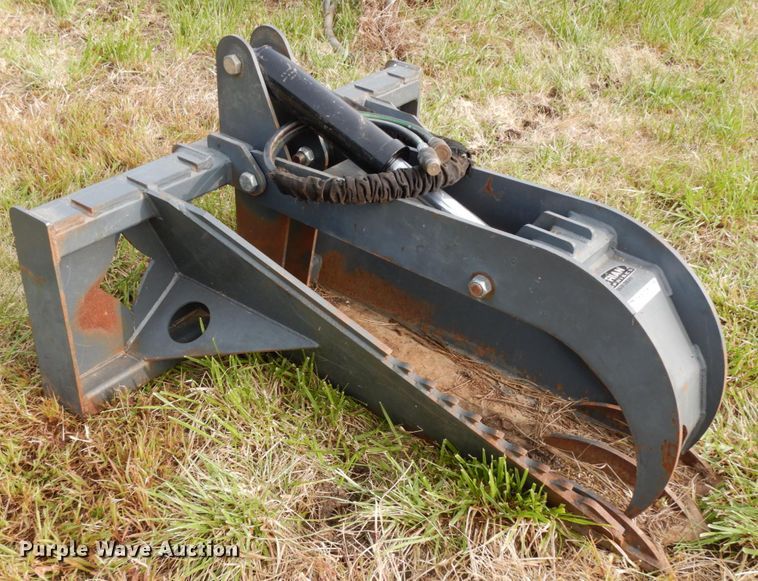 image for item GQ9769 Grotrian Enterprises skid steer root grapple bucket