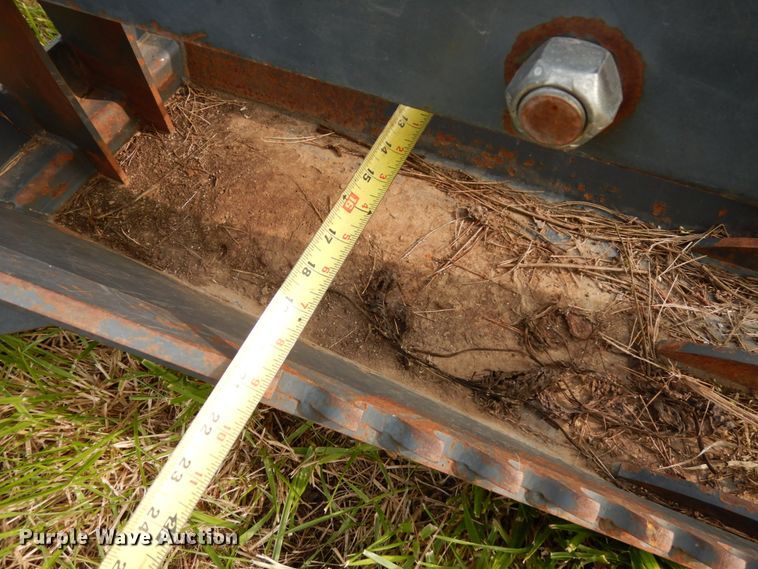 image for item GQ9769 Grotrian Enterprises skid steer root grapple bucket