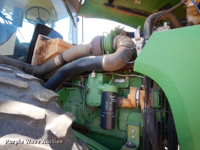 image for item HB9365 2003 John Deere 9220  4WD tractor