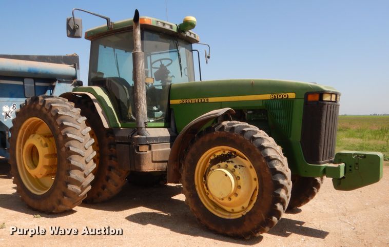 image for item HB9366 1997 John Deere 8100  MFWD tractor