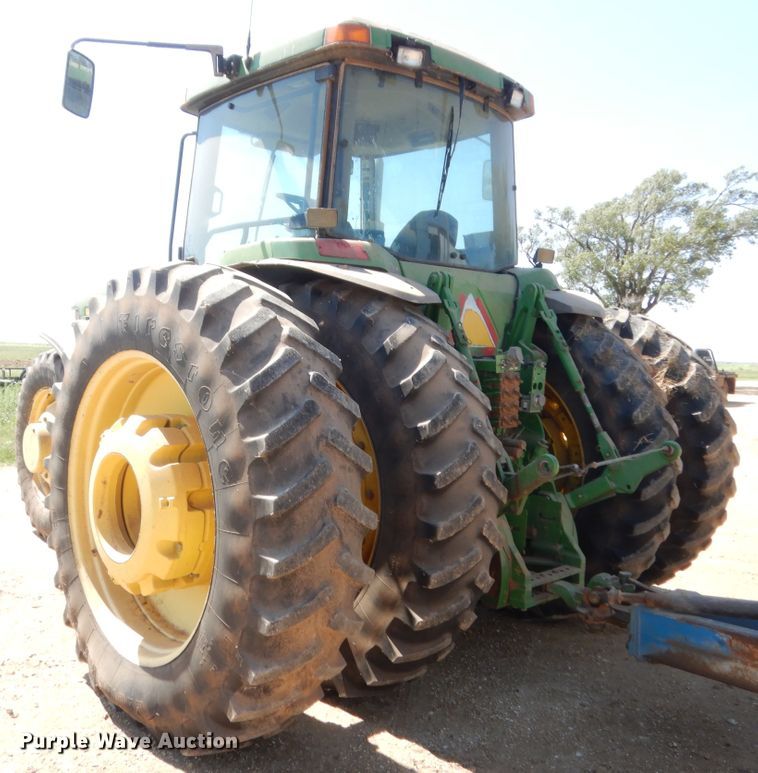 image for item HB9366 1997 John Deere 8100  MFWD tractor