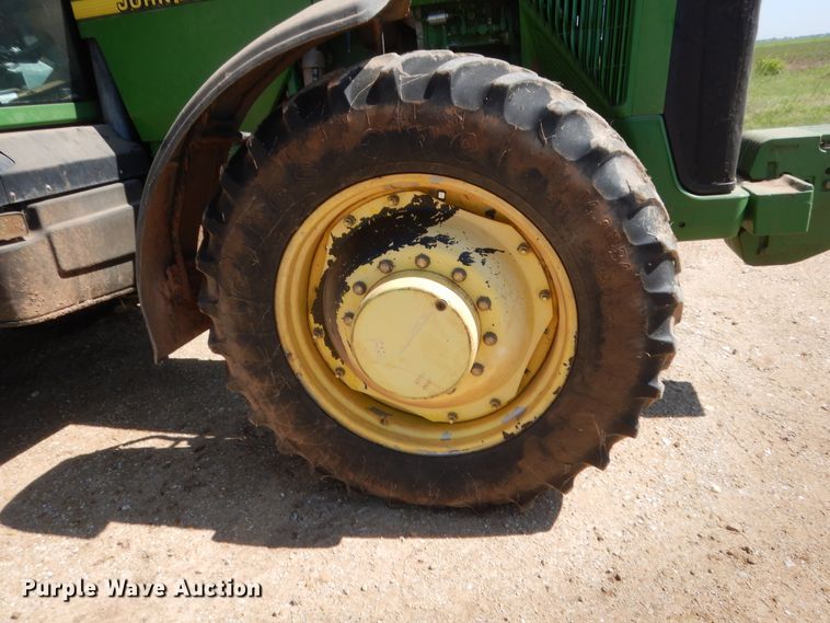 image for item HB9366 1997 John Deere 8100  MFWD tractor