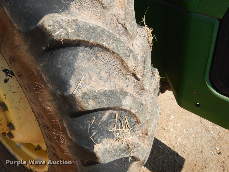 image for item HB9366 1997 John Deere 8100  MFWD tractor